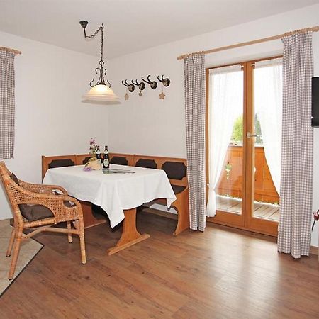 Gaestehaus Dreitorspitz Крюн Екстер'єр фото