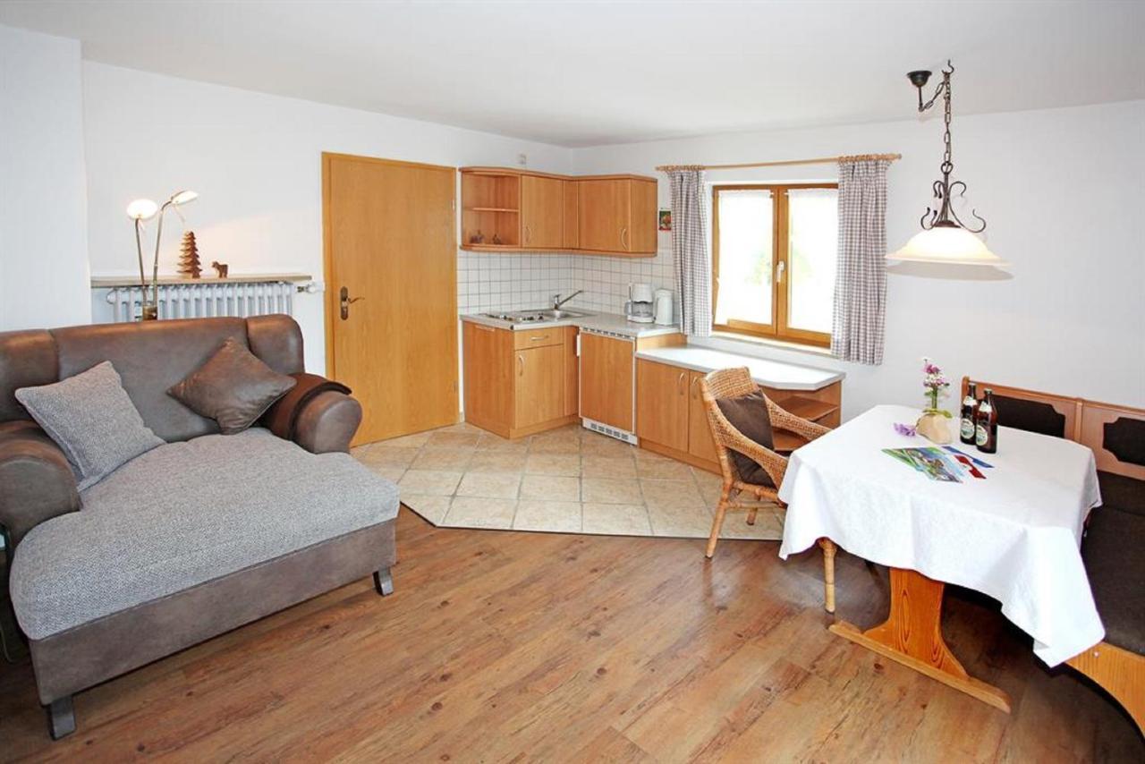 Gaestehaus Dreitorspitz Крюн Екстер'єр фото